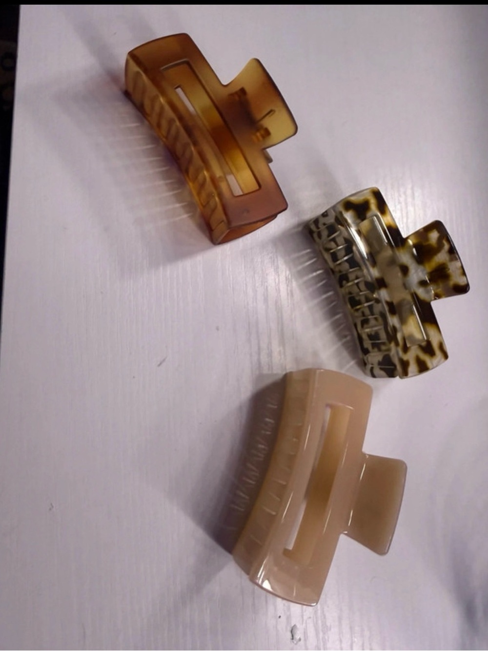 Target Three-Piece Hair Claw Clip Set in Amber, Tortoiseshell & Beige